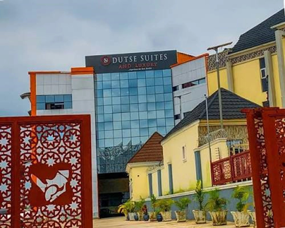 Отель Dutse Suites and Luxury