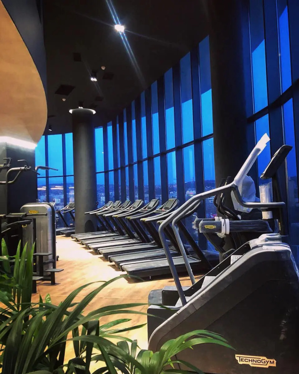 Meta Business Hotel By King David