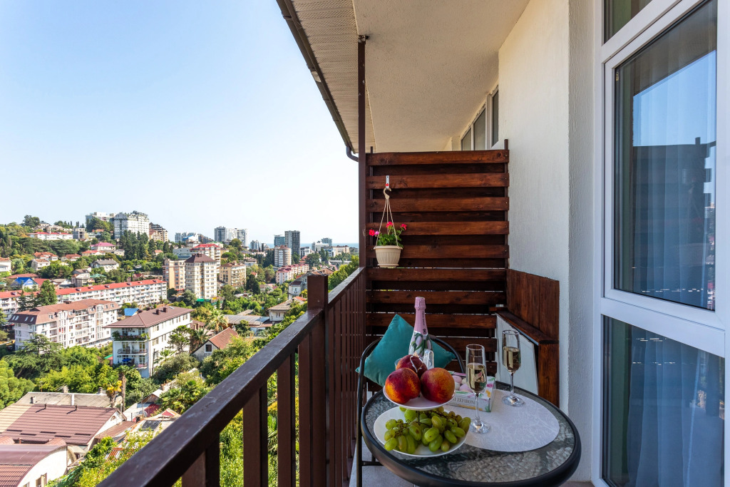 Апартаменты улучшенные с панорамным видом на море и горы