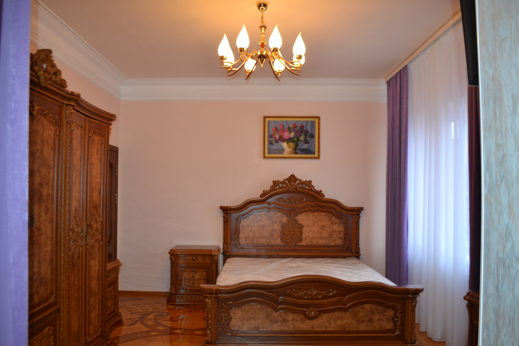 Хостел Family House