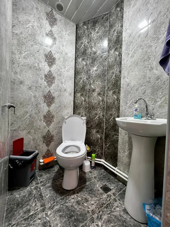 Частный Дом New 3 bedroom house each room rentable separately