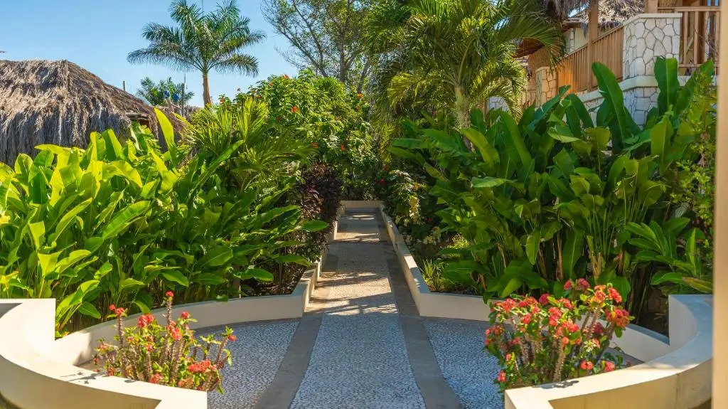 Ocean Cliff Hotel