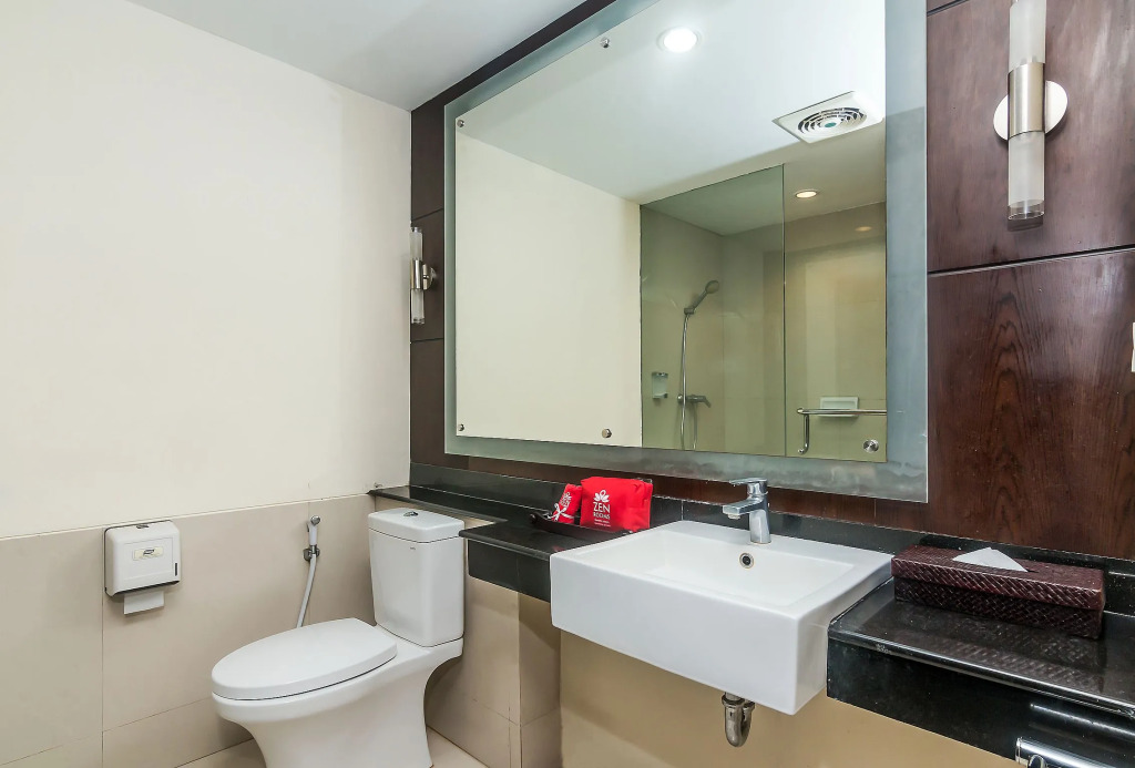 Отель ZEN Rooms Legian Dewi Sri