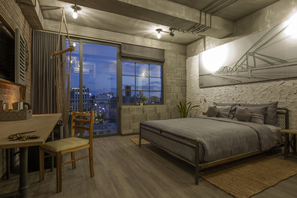 Отель Bridges Danang Boutique