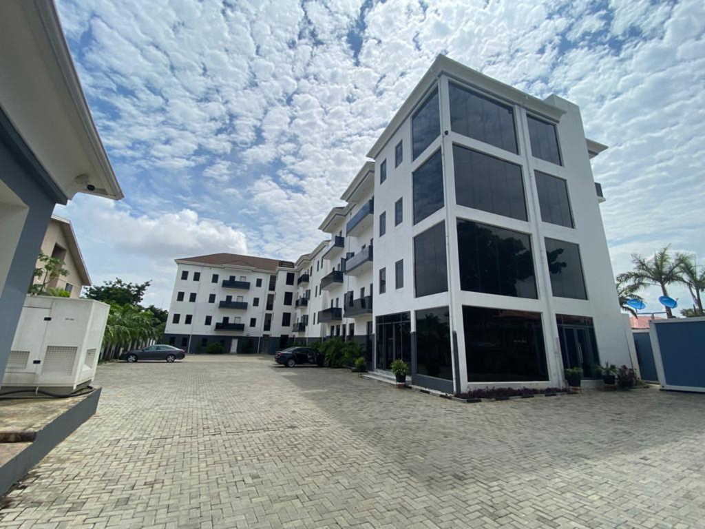 Отель Focus Holiday Inn