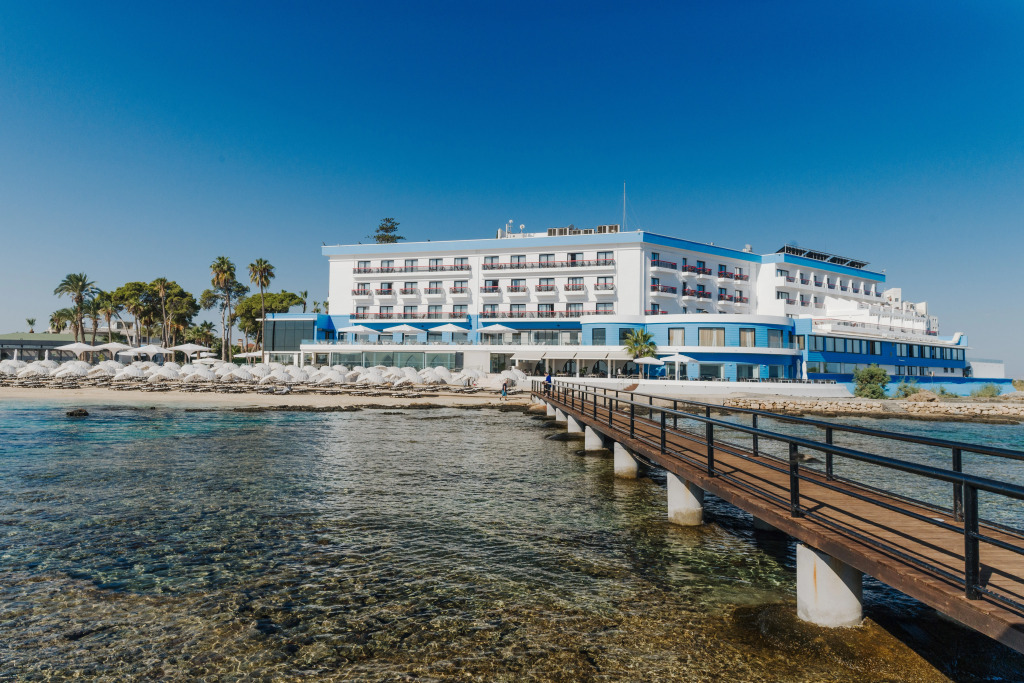 Отель Arkin Palm Beach