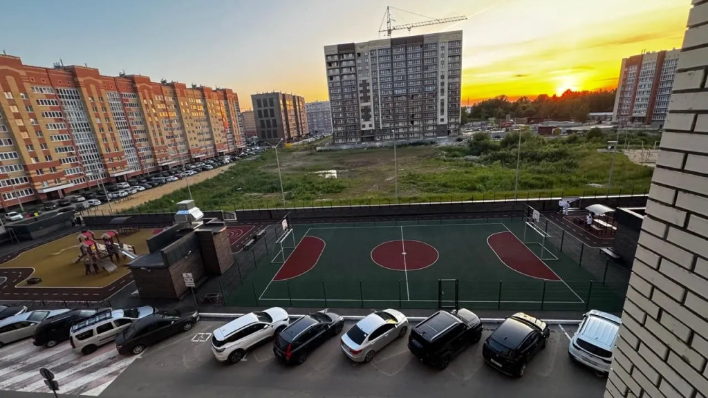 Квартира в новом доме и свежим ремонтом