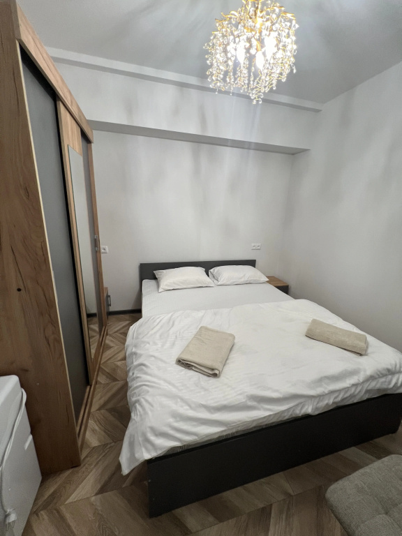 Квартира Downtown With 2 Bedrooms and 1 living room