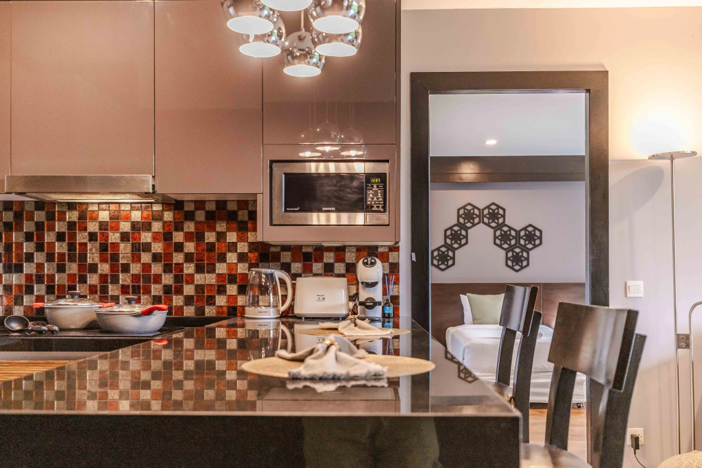 Апартаменты Majestic 2BR Residence with garden view in Regent