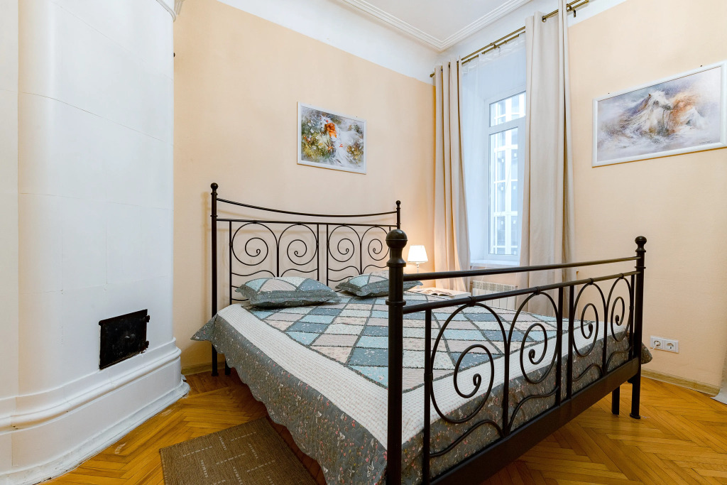 Квартира на Марата, 8