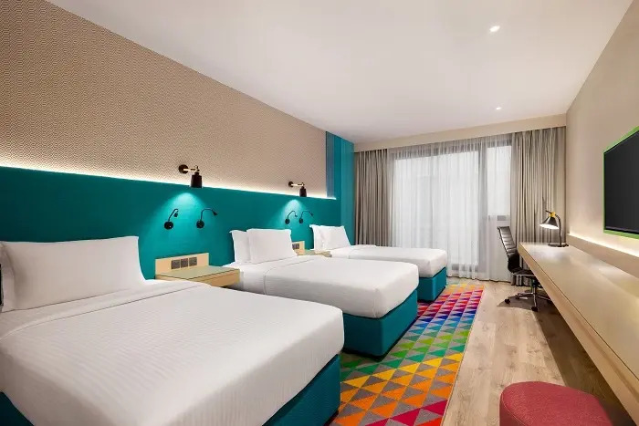 Отель La Quinta by Wyndham Dubai Jumeirah