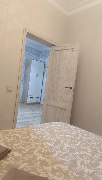 Квартира 3-ех комнатная в 5-тм минутах пешком от метро