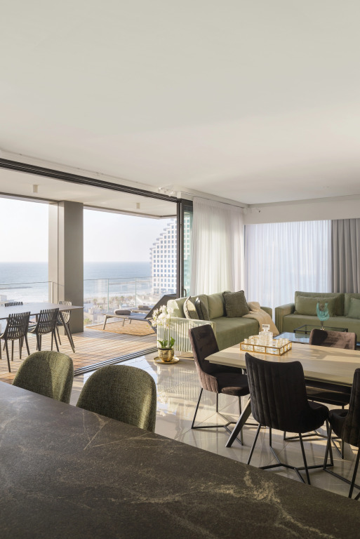 Апартаменты Luxury with Terrace & Sea View by FeelHome