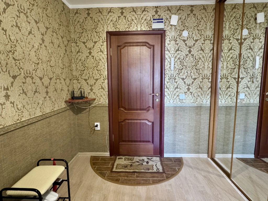 Квартира Двухкомнатная рядом с Нижним Озером