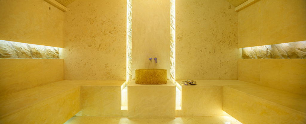 4 ★ Rilas Hotel