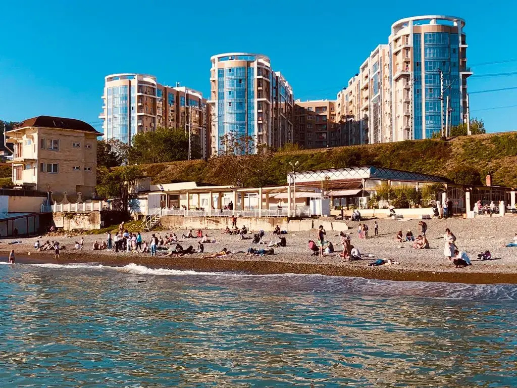 Квартира Море при выходе из двора