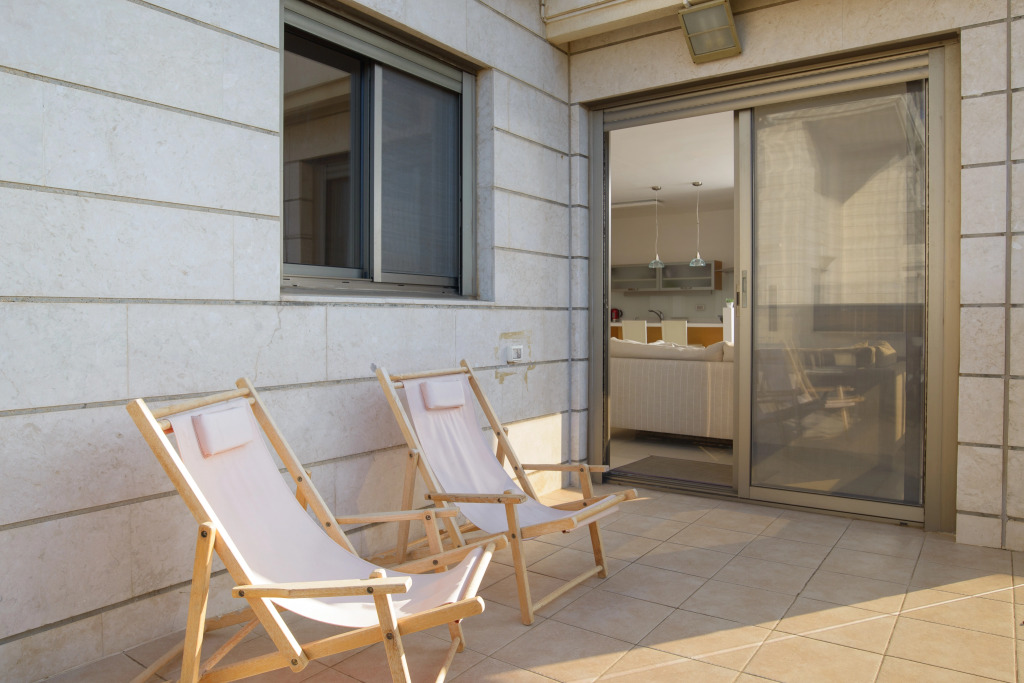 Апартаменты Comfort with Terrace & View over the Hills by FeelHome