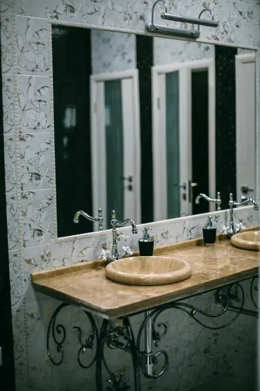 Отель Caesar Royal Palace