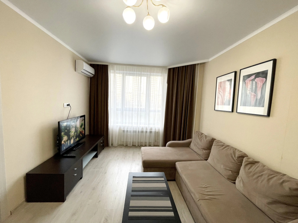Квартира двухкомнатная Orenroom56