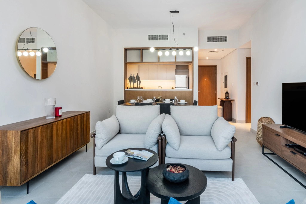 Апартаменты Bright 2BR, Top tower Creek Rise