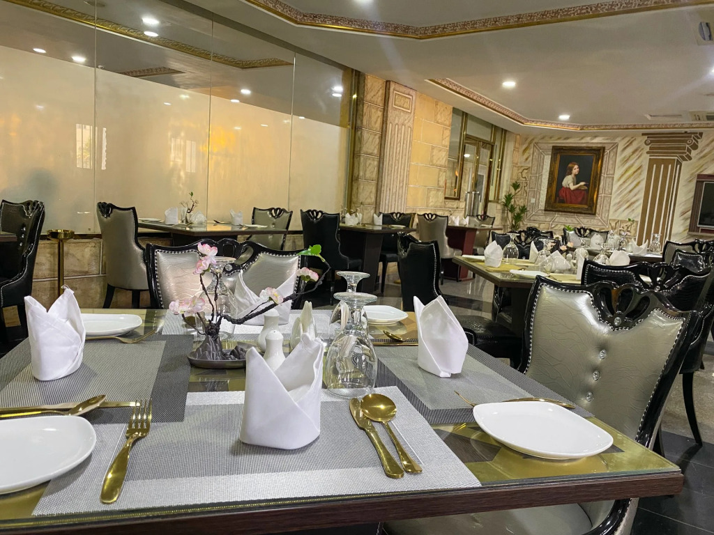 Отель Aa Suites