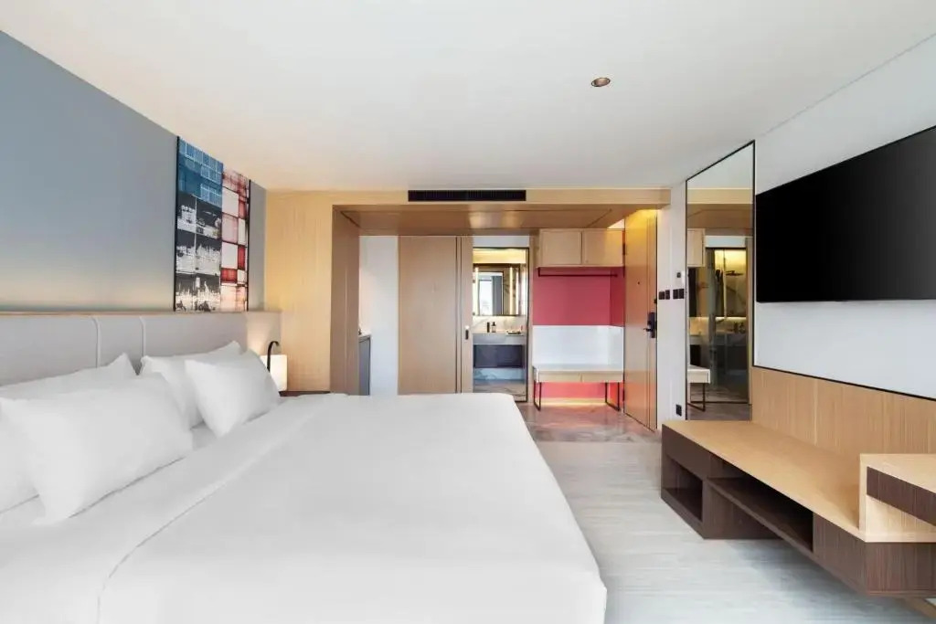 Отель Best Western Click Sathorn 11 Bangkok