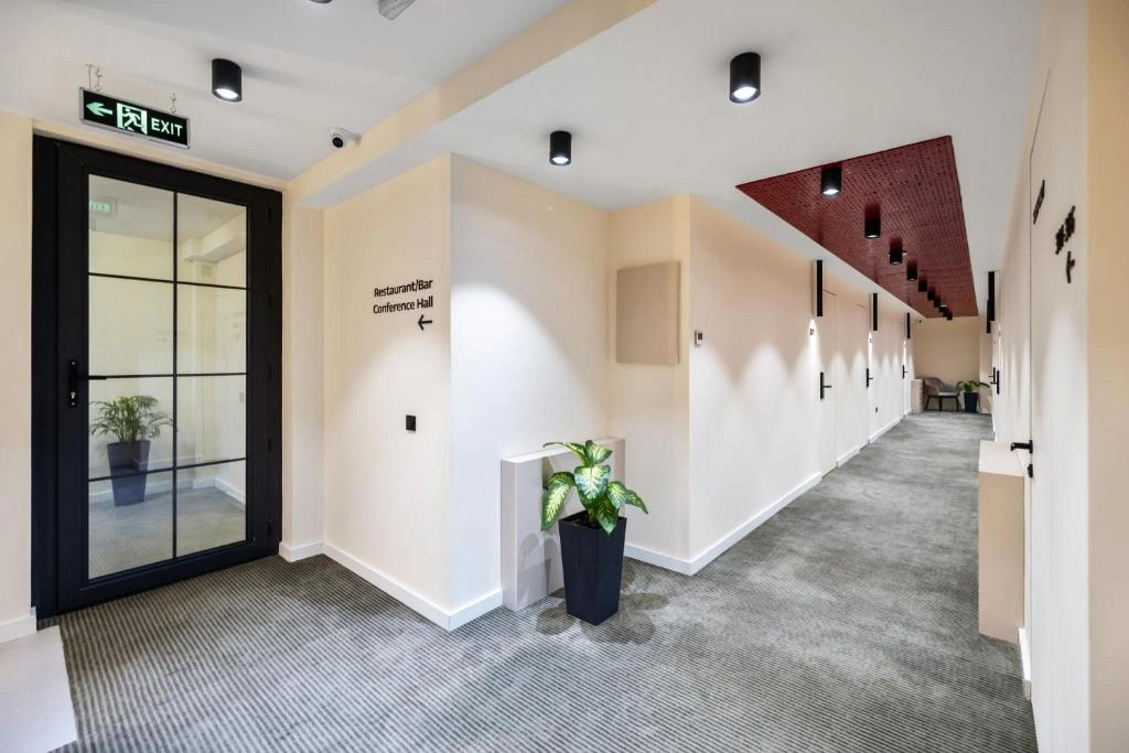Отель Nouvelle Hotel