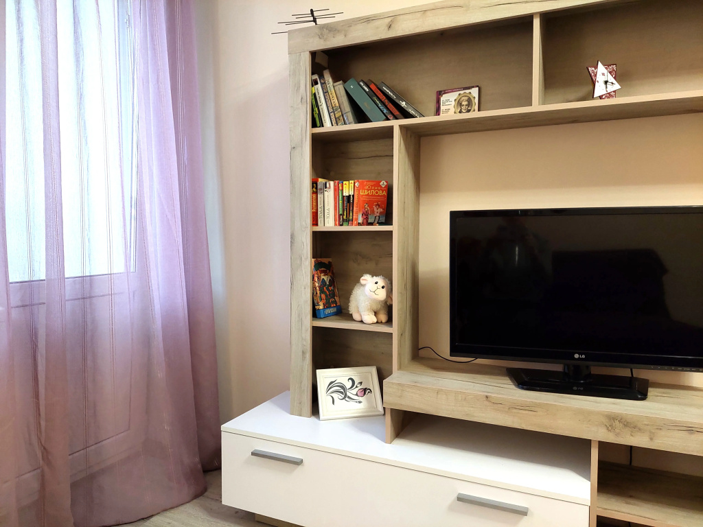 Odnokomnatnaya kvartira na Gotvalda Flat