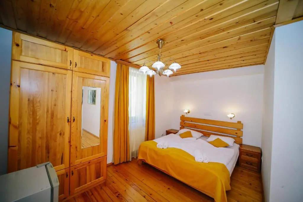 Alpenhaus Hotel Kazbegi