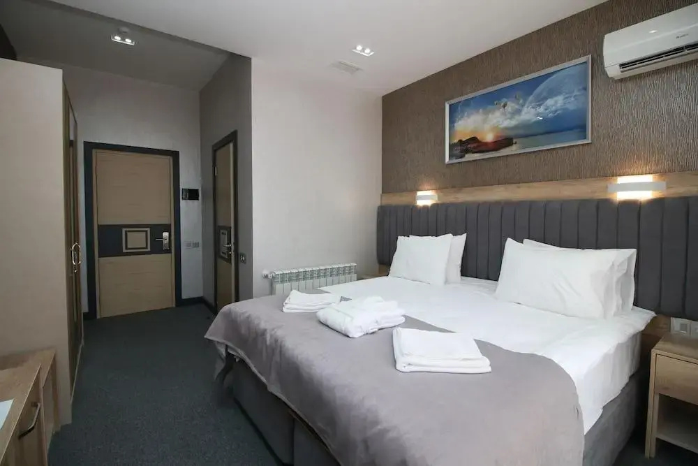 Home Suites Baku-Halal Hotel