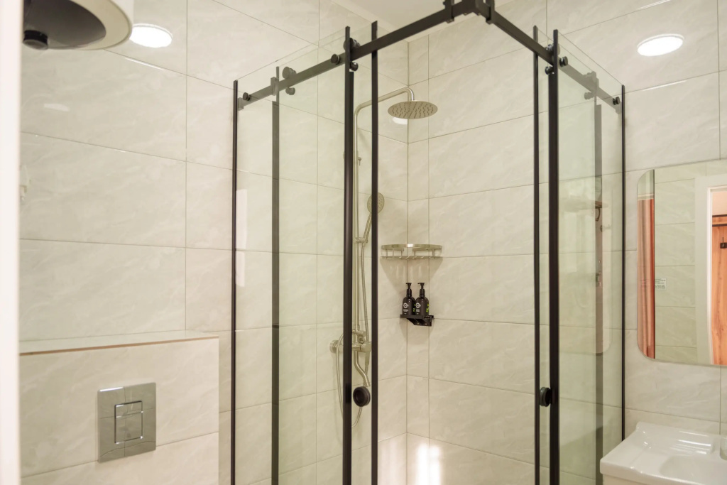 Отель Ton Azure Hotel