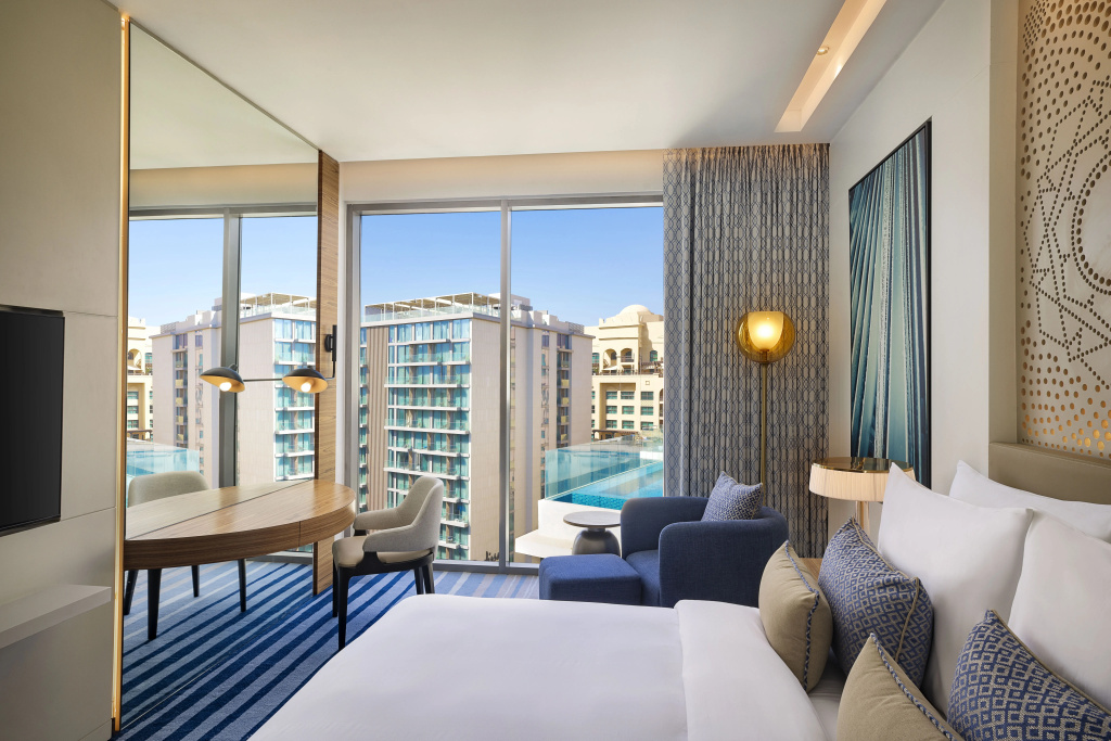 Отель Tumbi Hotel Dubai The Palm, Tapestry Collection by Hilton