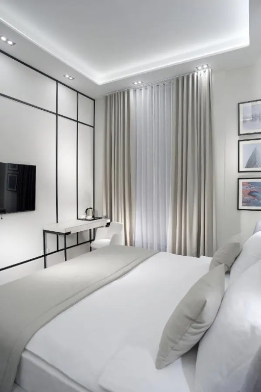 Neos Hotel