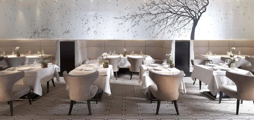 5 ★ Гостиница Four Seasons Hotel Moscow