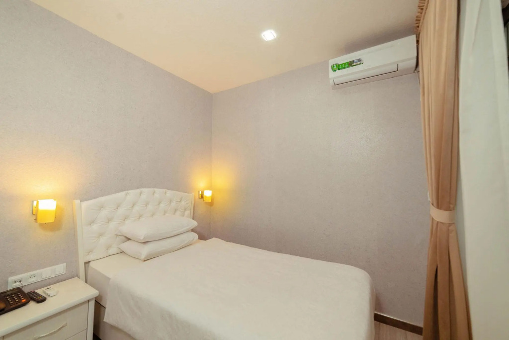 Asmald Palace Hotel