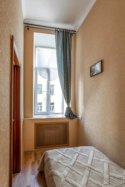 Апартаменты RentDaySpb- в историческом центре Санкт-Петербурга в доме архитектора И.Е.Старова 1882 г. постройки