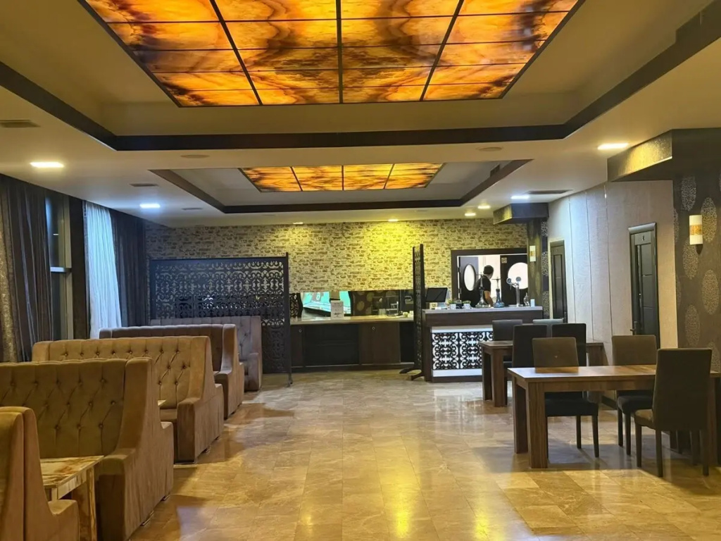 Mont Inn Hotel