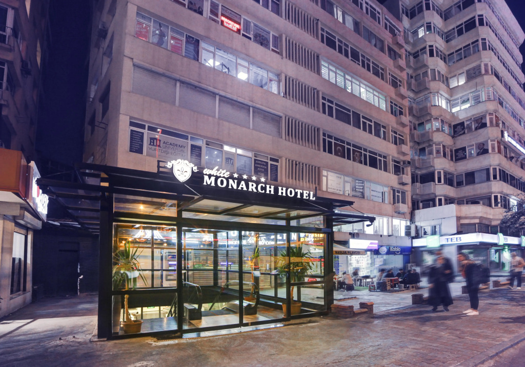 White Monarch Hotel