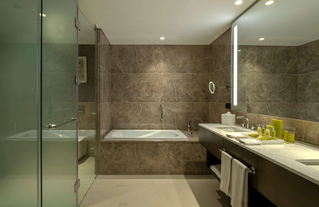 Centro Westside by Rotana
