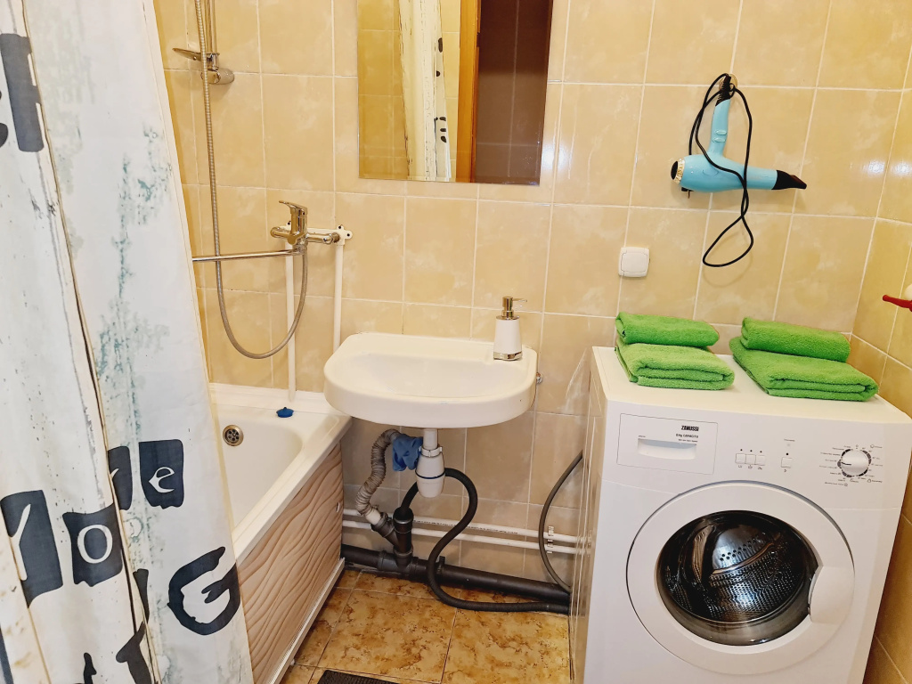 Dvukhkomnatnye na Kuzbasskoy Divizii 24 Apartments