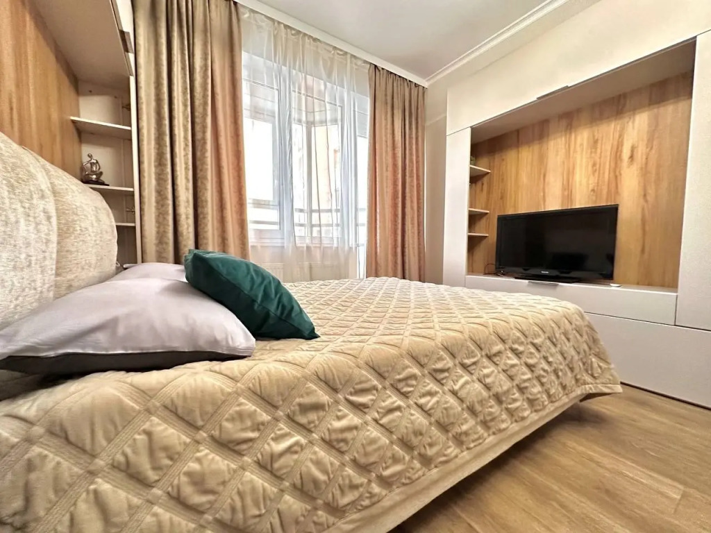Апартаменты EasyGuest на Проспекте Большевиков 7