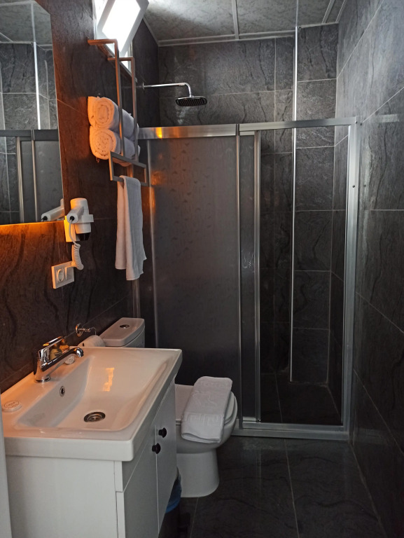 Dedem Hotel Express-İstanbul Airport-Round Trip Airport Service