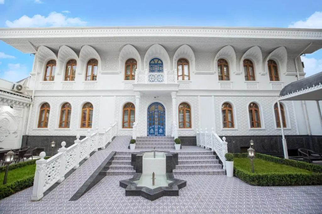 Отель The Shahar