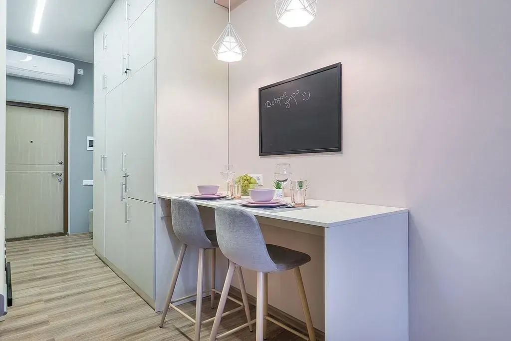 Апартаменты SKY INN Color Pink