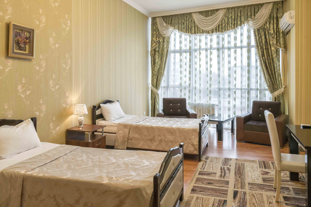 Starway Hotel