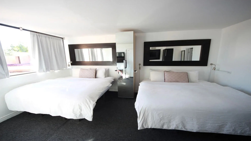 12 room Scottsdale Golf Tennis Lake Resort Villa