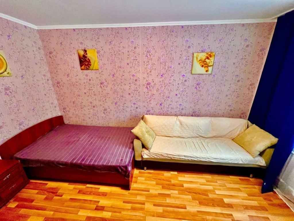 Квартира Трехкомнатная на Николая Ростовцева 2