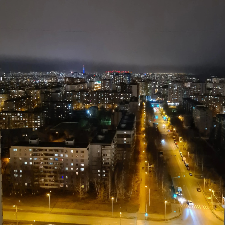 Квартира с Панорамным Видом в Новом Доме