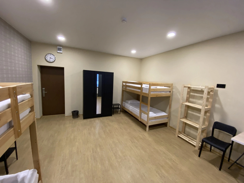 Vershina Hostel