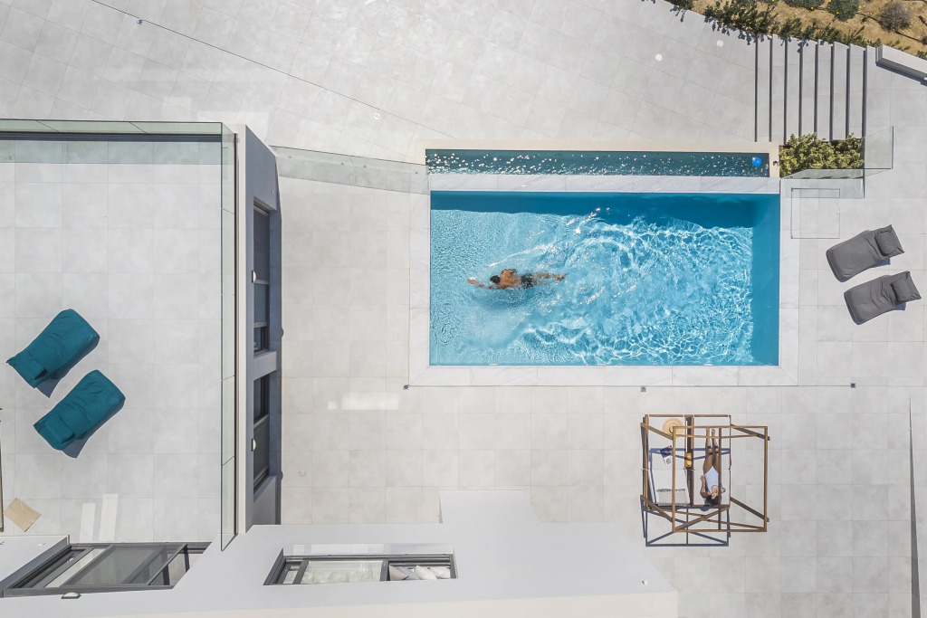 Апартаменты Oikos Boutique Residences